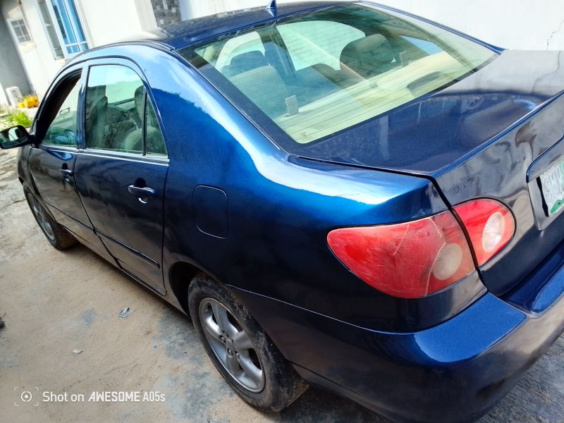 Thumbnail 2 of 2005 TOYOTA Corolla LE